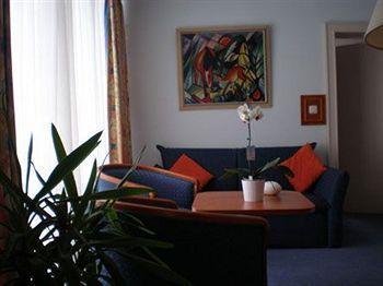 Prinz Myshkin Parkhotel 3* München
