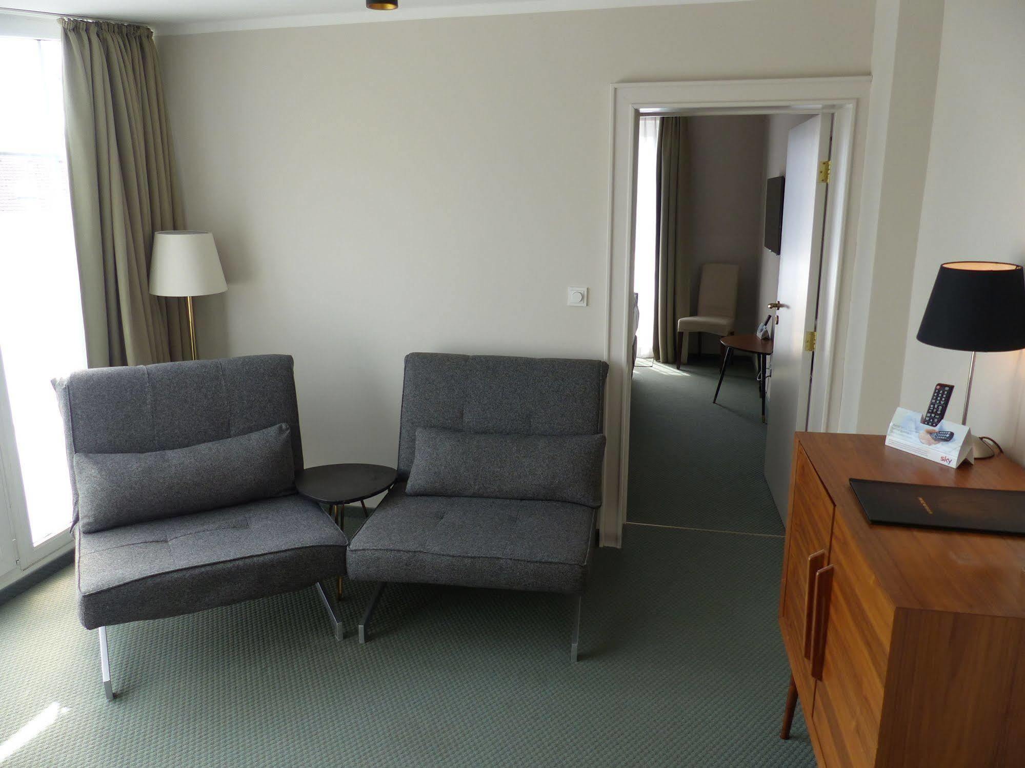 Prinz Myshkin Parkhotel 3*